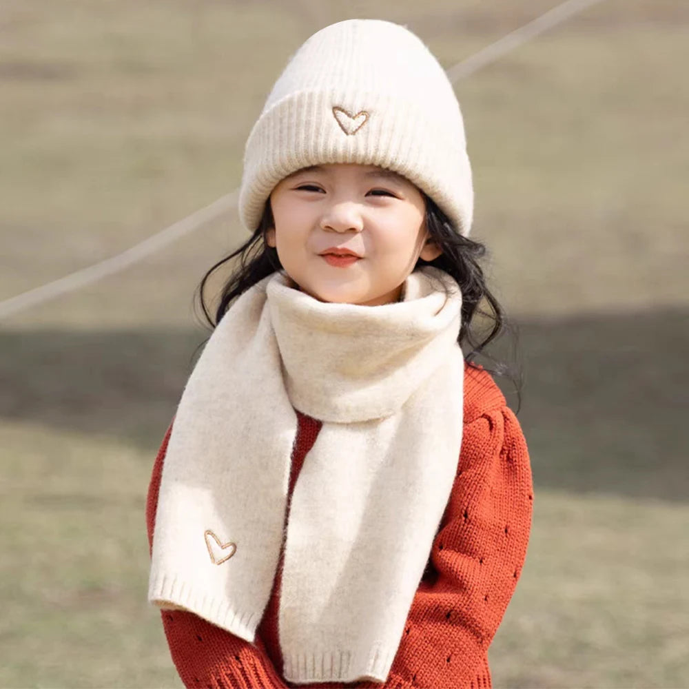 2pcs/set Lovely Korean Version Heart Embroidered Children Hats And Scarves Boys Girls Autumn Winter Solid Color Knitted Scarves